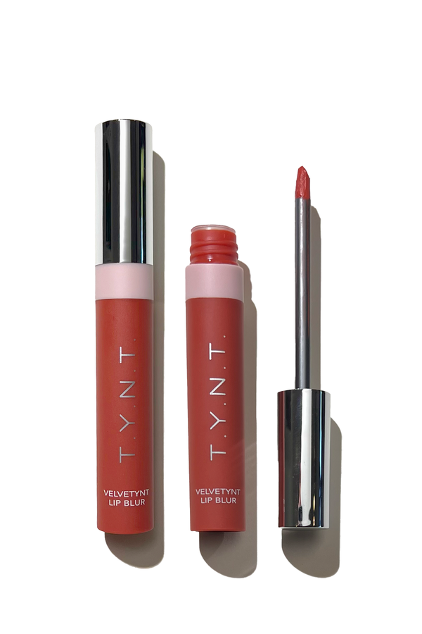 VELVETYNT LIP BLUR - CRIMSON BRICK
